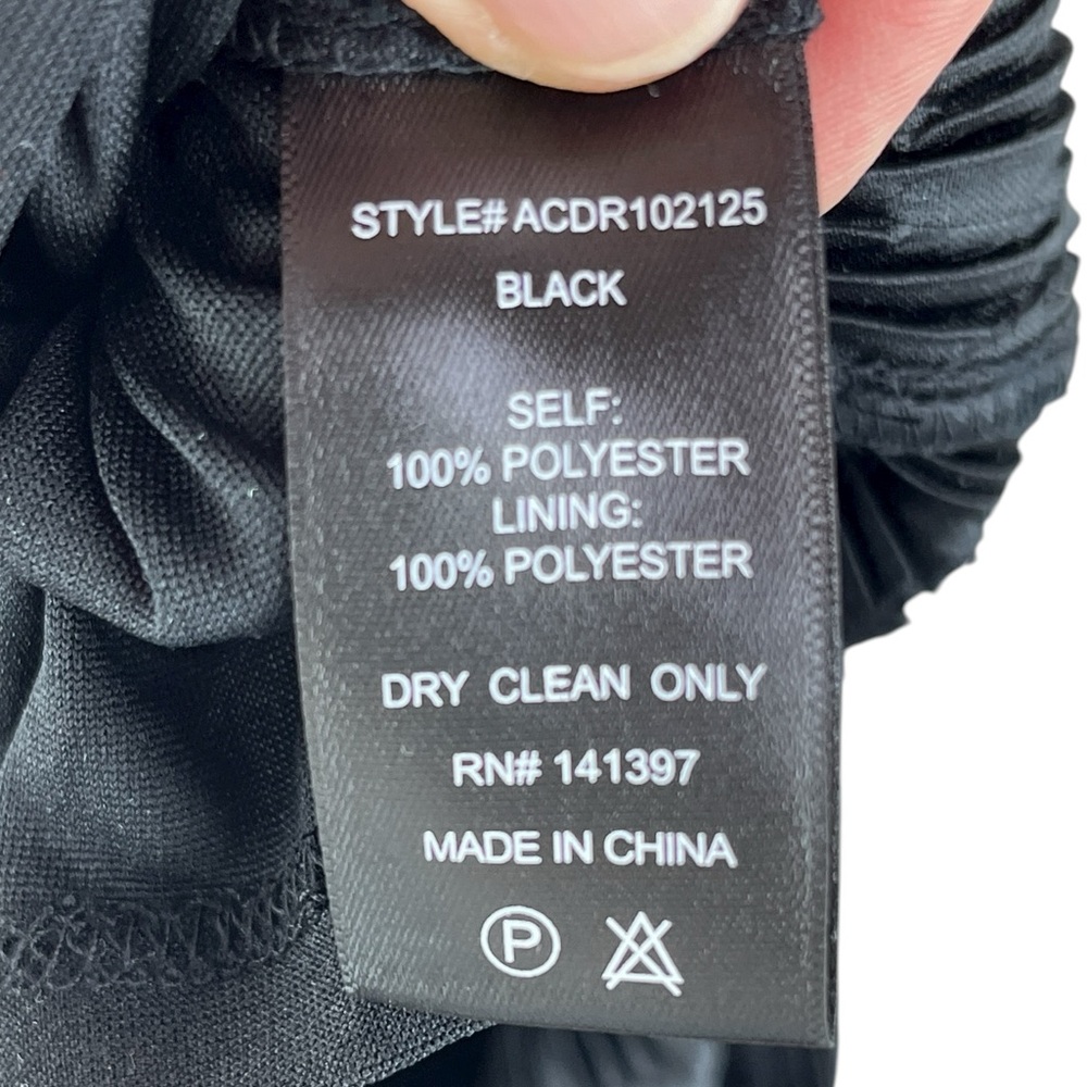 NEW ASTR the LABEL Nyah Satin Plissé Bodycon Dress Black Sz M - Picture 15 of 15